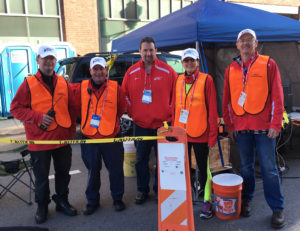 yrc-at-the-chicago-2016-marathon-aid-station-20